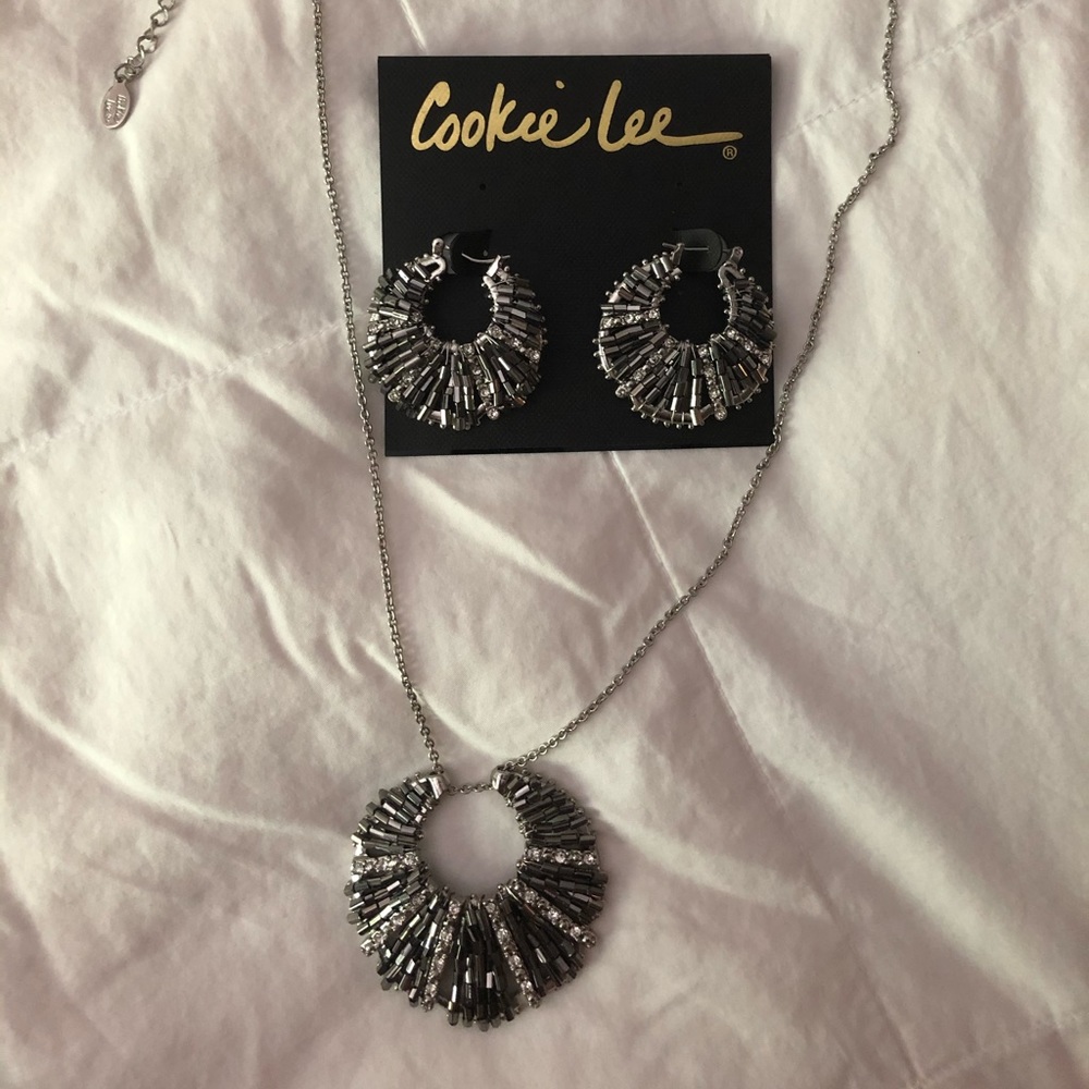 Cookie Lee silver/hematite necklace/earrings set